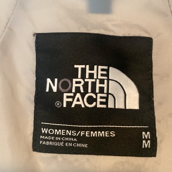 North Face Lightweight Jacket - Picture 2 of 12